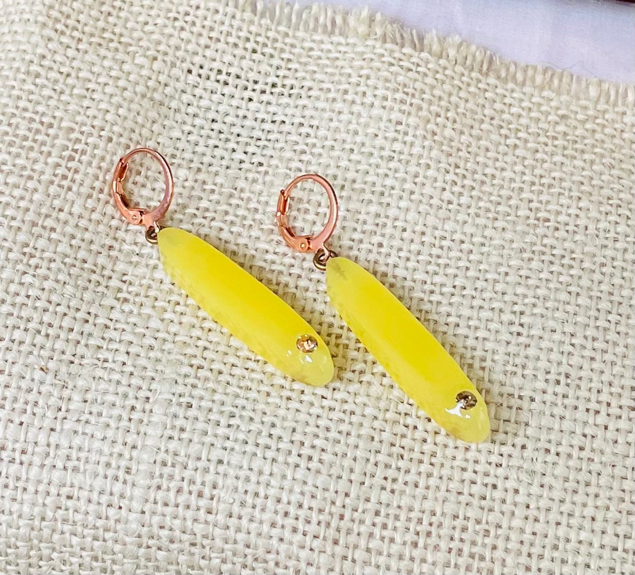 Oval Drip Earrings with Rhinestone